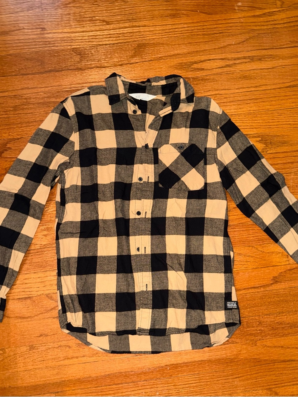 H&M Black and Cream Buffalo Plaid Button-Down Shirt